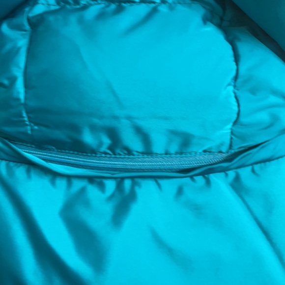 Teal Paul and Shark Vest - Size Medium - Picture 5 of 7
